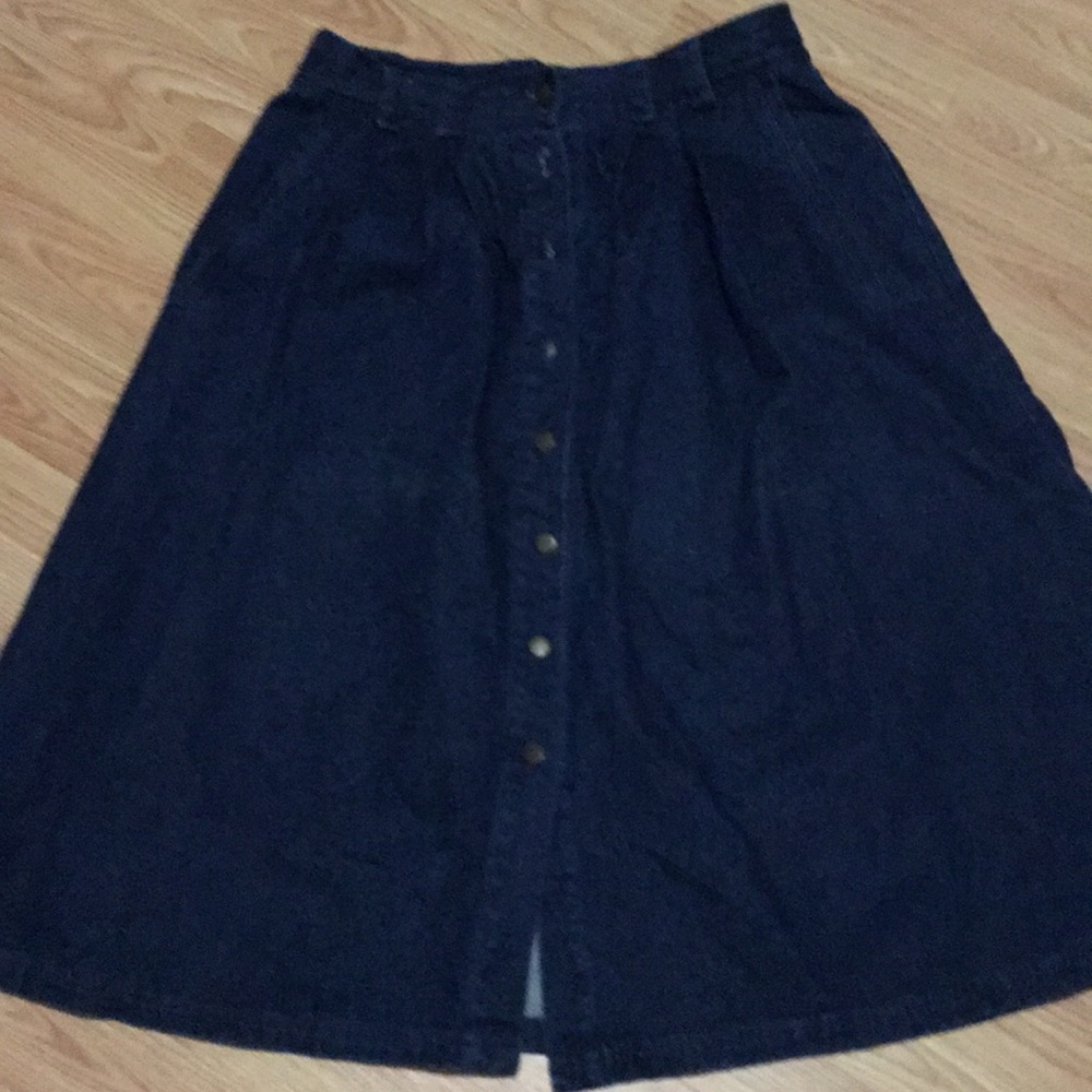 Skirt like new no fading